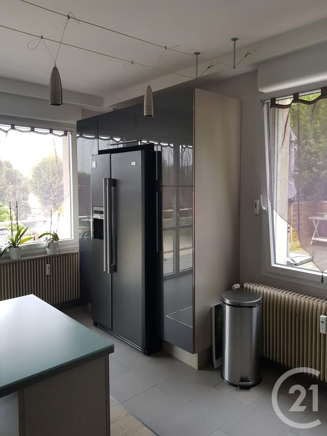 Appartement F4 &agrave; louer - 4 pi&egrave;ces - 98 m2 - Pontarlier - 25 - FRANCHE-COMTE