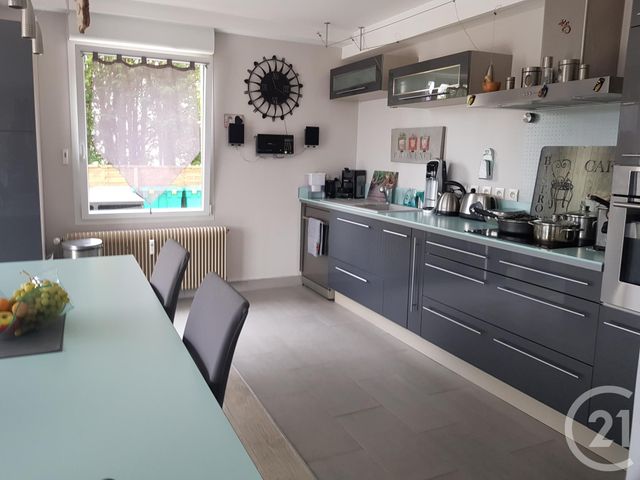 Appartement F4 &agrave; louer - 4 pi&egrave;ces - 98 m2 - Pontarlier - 25 - FRANCHE-COMTE