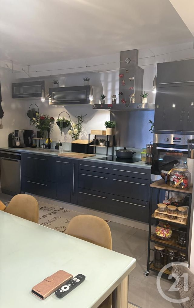 Appartement F4 &agrave; louer - 4 pi&egrave;ces - 98 m2 - Pontarlier - 25 - FRANCHE-COMTE