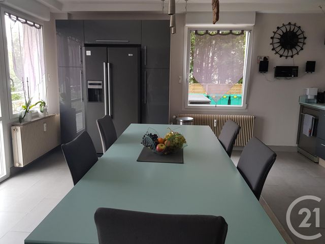 Appartement F4 &agrave; louer - 4 pi&egrave;ces - 98 m2 - Pontarlier - 25 - FRANCHE-COMTE