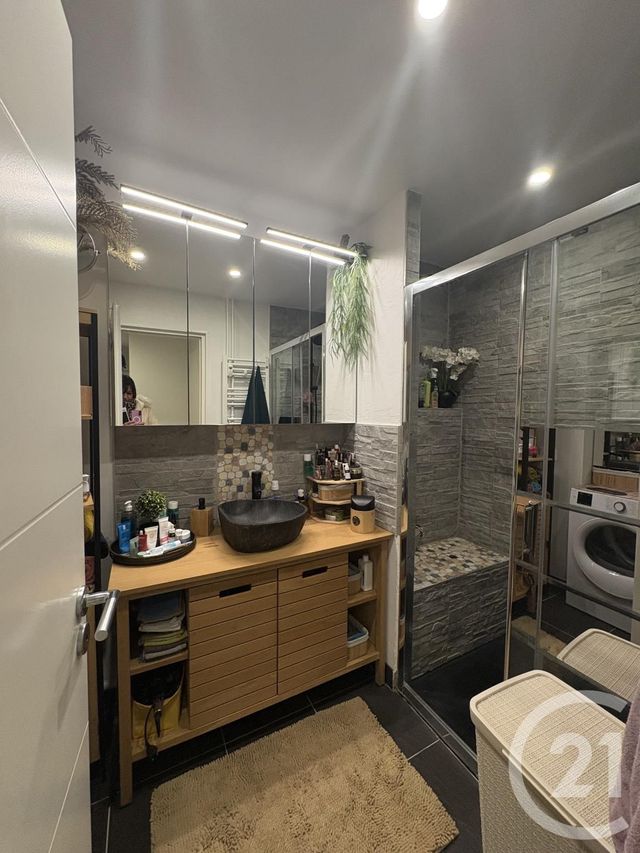 Appartement F4 &agrave; louer - 4 pi&egrave;ces - 98 m2 - Pontarlier - 25 - FRANCHE-COMTE