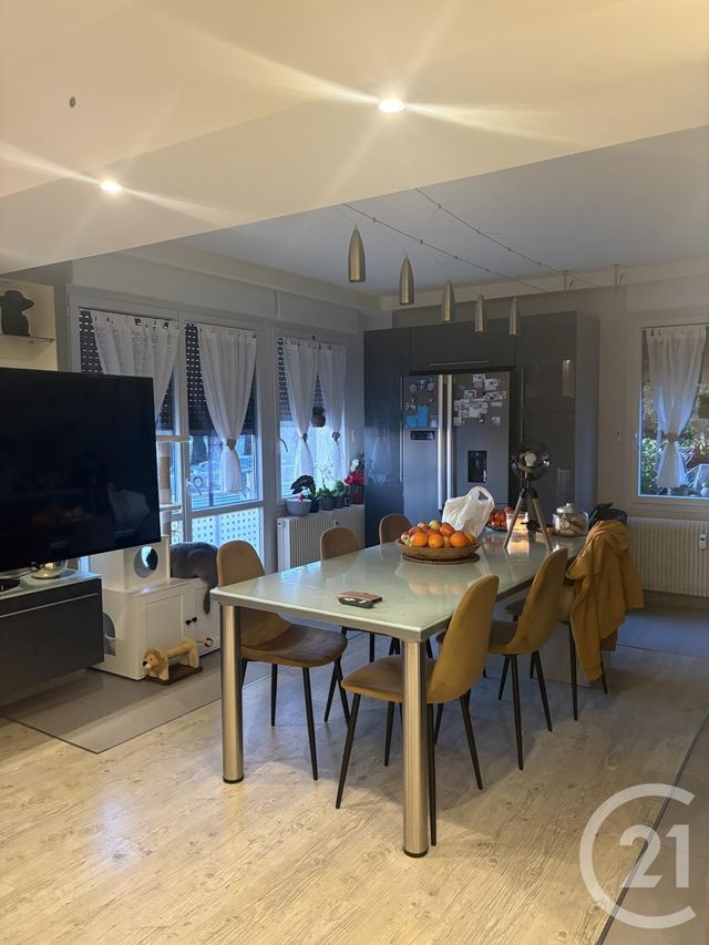 Appartement F4 &agrave; louer - 4 pi&egrave;ces - 98 m2 - Pontarlier - 25 - FRANCHE-COMTE