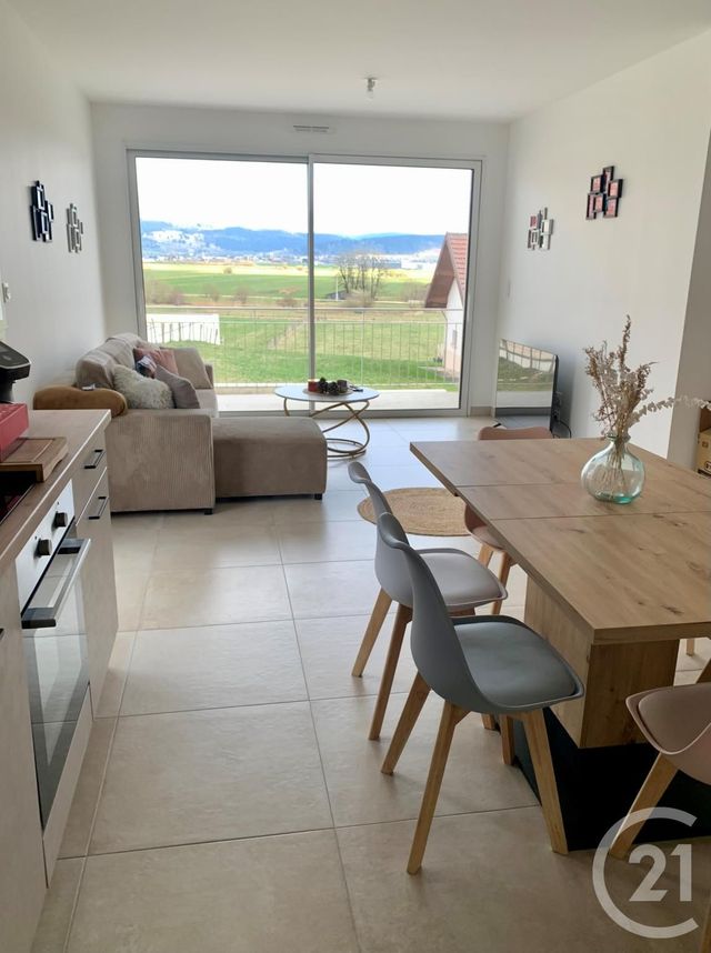 Appartement F3 &agrave; louer - 3 pi&egrave;ces - 61,70 m2 - Dommartin - 25 - FRANCHE-COMTE