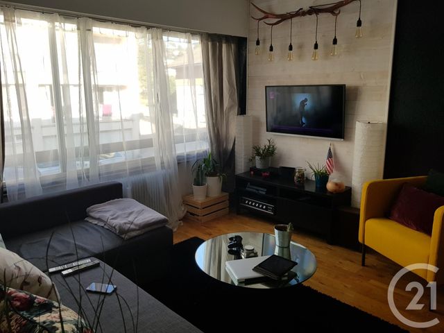 Appartement F2 &agrave; louer - 2 pi&egrave;ces - 41,28 m2 - Pontarlier - 25 - FRANCHE-COMTE