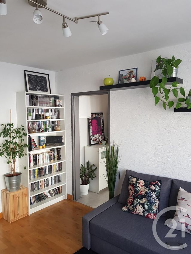 Appartement F2 &agrave; louer - 2 pi&egrave;ces - 41,28 m2 - Pontarlier - 25 - FRANCHE-COMTE