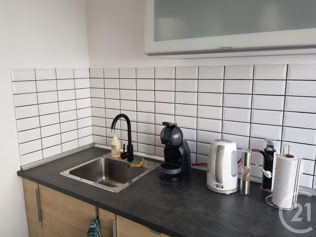 Appartement F2 &agrave; louer - 2 pi&egrave;ces - 41,28 m2 - Pontarlier - 25 - FRANCHE-COMTE