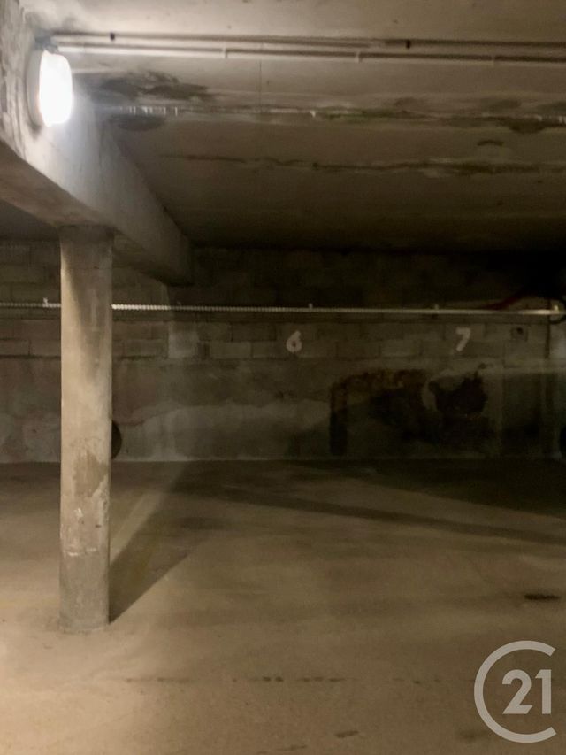 Parking &agrave; louer - 15 m2 - Pontarlier - 25 - FRANCHE-COMTE