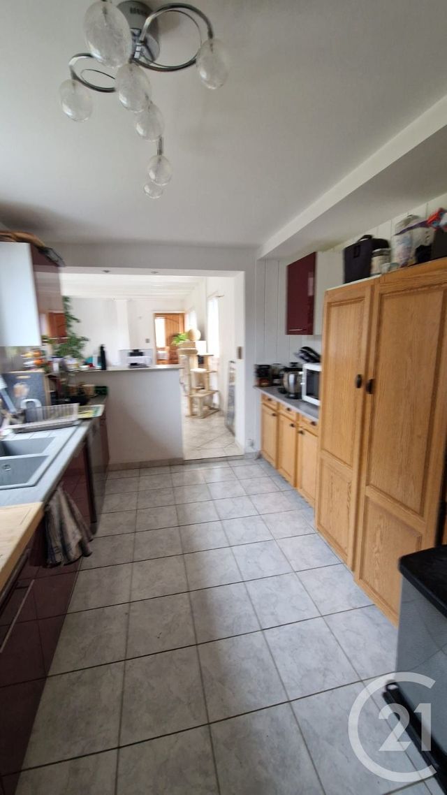 Appartement F5 &agrave; louer - 5 pi&egrave;ces - 149,42 m2 - Oye Et Pallet - 25 - FRANCHE-COMTE