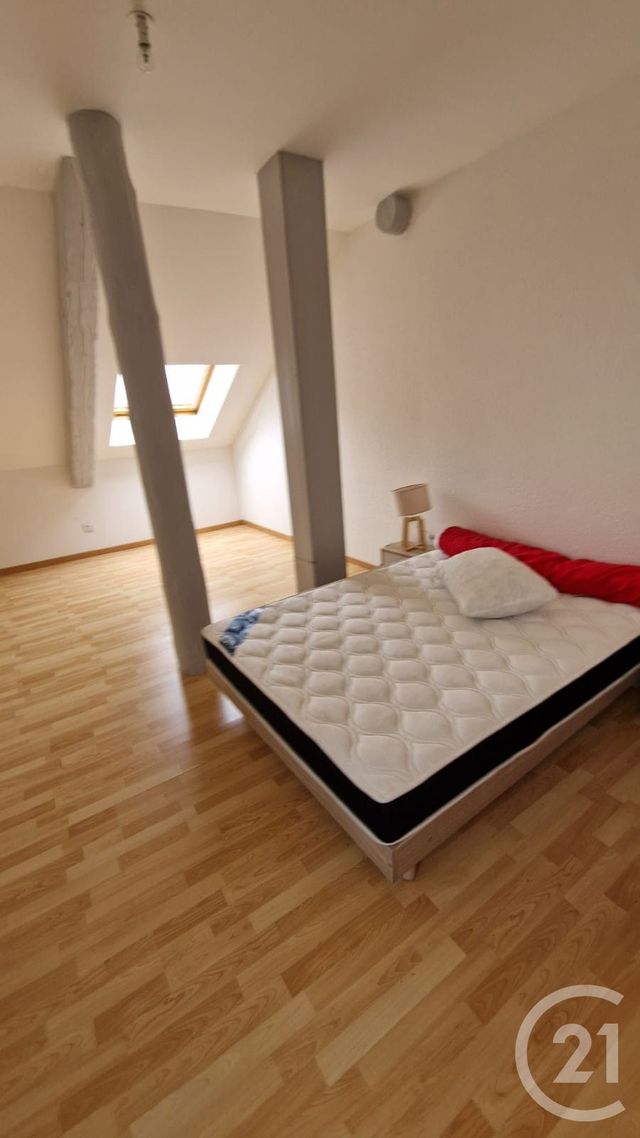 Appartement F5 &agrave; louer - 5 pi&egrave;ces - 149,42 m2 - Oye Et Pallet - 25 - FRANCHE-COMTE