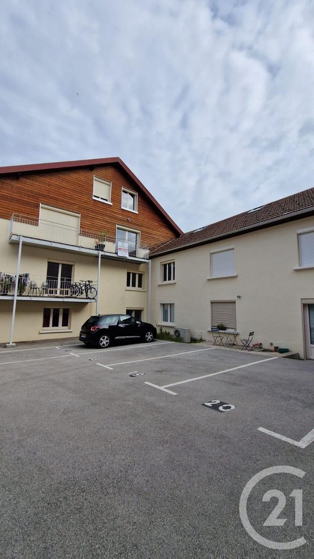 Appartement Duplex &agrave; louer - 2 pi&egrave;ces - 52,80 m2 - La Riviere Drugeon - 25 - FRANCHE-COMTE