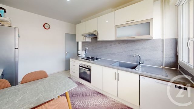 Appartement F4 &agrave; vendre - 5 pi&egrave;ces - 83,16 m2 - Pontarlier - 25 - FRANCHE-COMTE