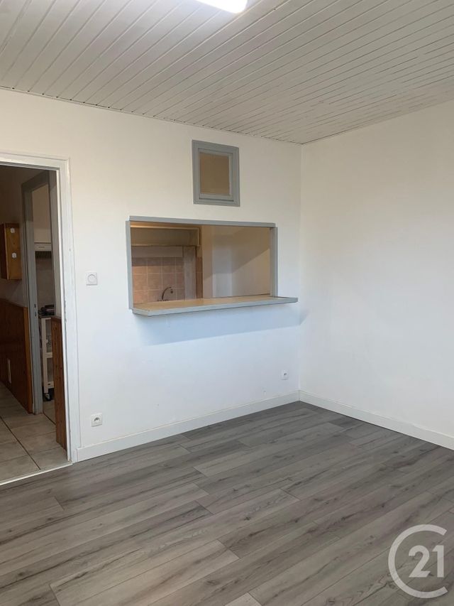 Appartement Studio &agrave; louer - 1 pi&egrave;ce - 27 m2 - Pontarlier - 25 - FRANCHE-COMTE