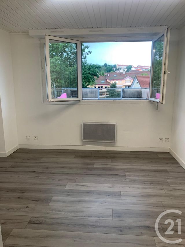 Appartement Studio &agrave; louer - 1 pi&egrave;ce - 27 m2 - Pontarlier - 25 - FRANCHE-COMTE