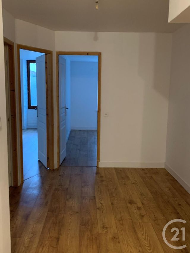 Appartement F3 &agrave; louer - 3 pi&egrave;ces - 87 m2 - Pontarlier - 25 - FRANCHE-COMTE