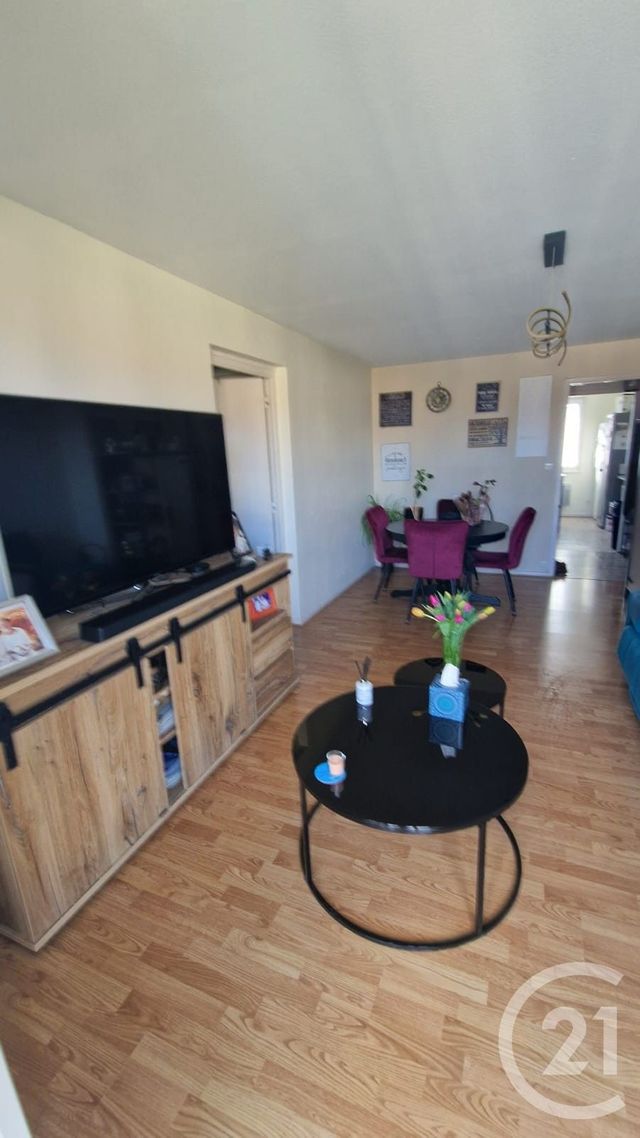 Appartement F3 &agrave; louer - 3 pi&egrave;ces - 69 m2 - Pontarlier - 25 - FRANCHE-COMTE