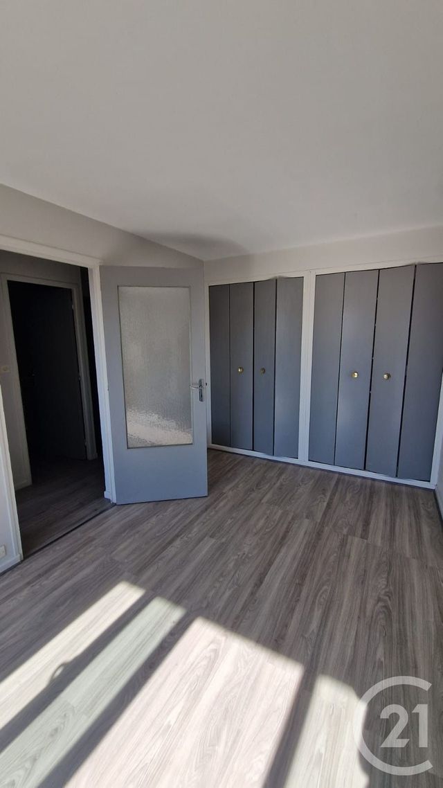 Appartement F1 &agrave; louer - 1 pi&egrave;ce - 31,82 m2 - Pontarlier - 25 - FRANCHE-COMTE