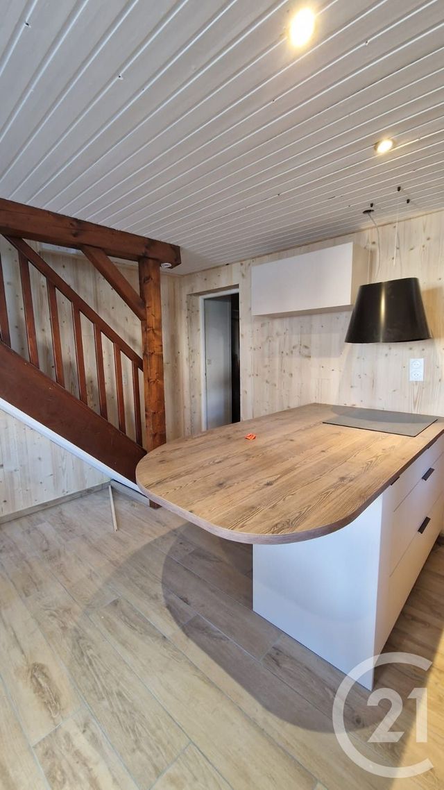 Appartement F3 bis &agrave; louer - 3 pi&egrave;ces - 75,26 m2 - Oye Et Pallet - 25 - FRANCHE-COMTE