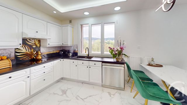 Appartement &agrave; vendre - 4 pi&egrave;ces - 77,24 m2 - Pontarlier - 25 - FRANCHE-COMTE