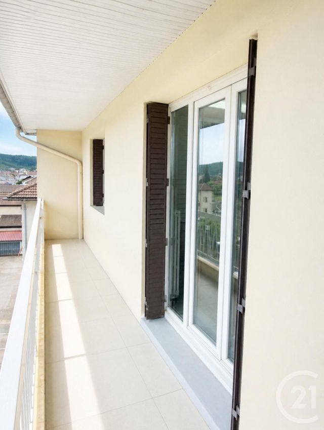 Appartement &agrave; vendre - 4 pi&egrave;ces - 77,24 m2 - Pontarlier - 25 - FRANCHE-COMTE