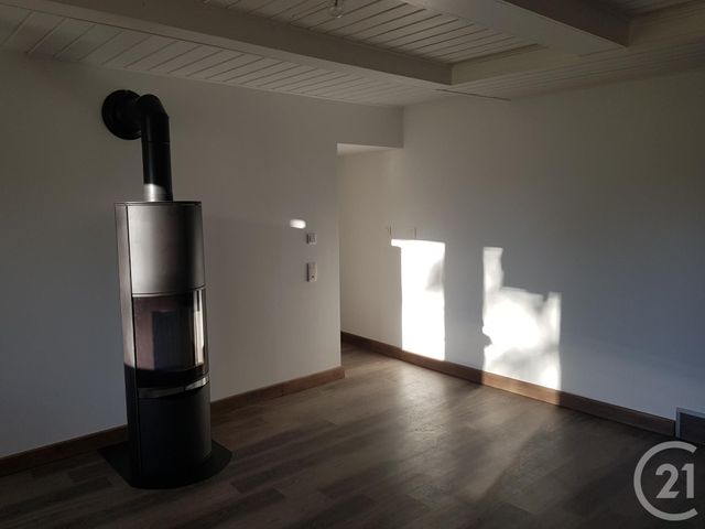 Appartement F3 &agrave; louer - 3 pi&egrave;ces - 87,21 m2 - Oye Et Pallet - 25 - FRANCHE-COMTE