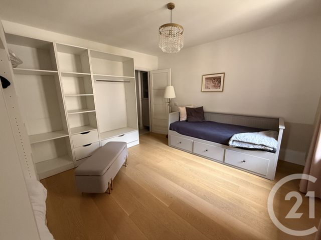 Maison &agrave; vendre - 14 pi&egrave;ces - 280 m2 - La Cluse Et Mijoux - 25 - FRANCHE-COMTE