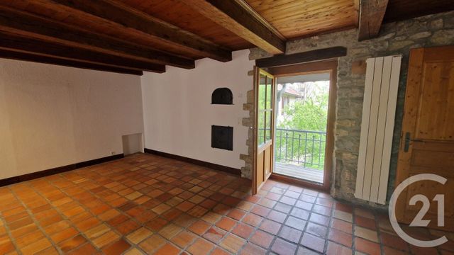 Appartement F1 bis &agrave; louer - 2 pi&egrave;ces - 61,14 m2 - Pontarlier - 25 - FRANCHE-COMTE