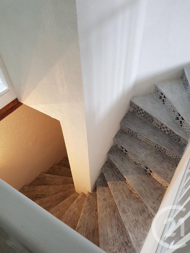 Appartement Duplex &agrave; louer - 2 pi&egrave;ces - 58,46 m2 - Pontarlier - 25 - FRANCHE-COMTE