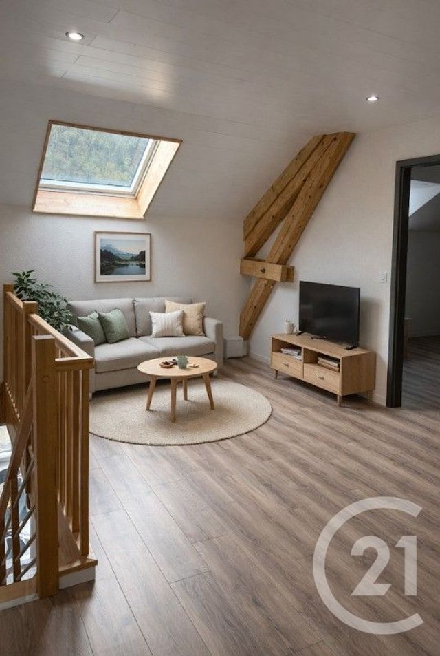 Appartement T4 &agrave; vendre - 4 pi&egrave;ces - 77 m2 - La Cluse Et Mijoux - 25 - FRANCHE-COMTE