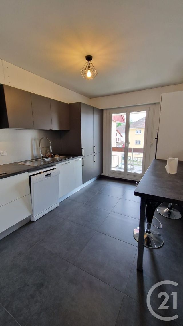 Appartement F3 &agrave; louer - 3 pi&egrave;ces - 65,24 m2 - Pontarlier - 25 - FRANCHE-COMTE