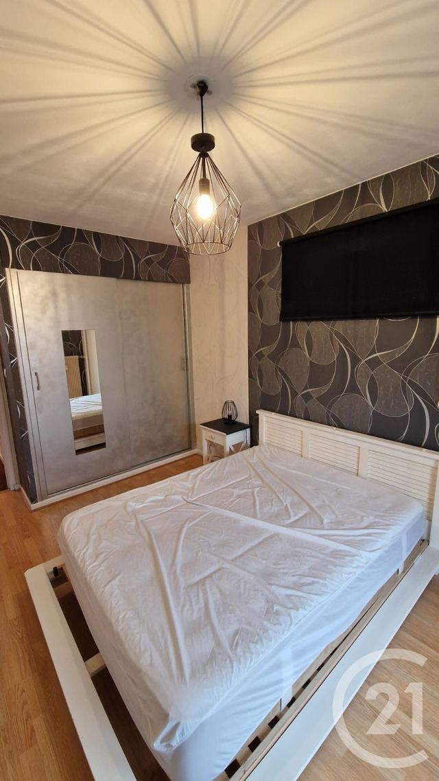 Appartement F2 &agrave; louer - 2 pi&egrave;ces - 50,30 m2 - Pontarlier - 25 - FRANCHE-COMTE