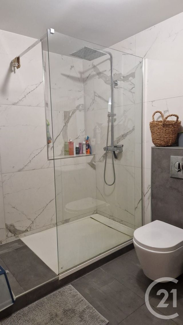 Appartement F4 &agrave; louer - 4 pi&egrave;ces - 88,63 m2 - Pontarlier - 25 - FRANCHE-COMTE