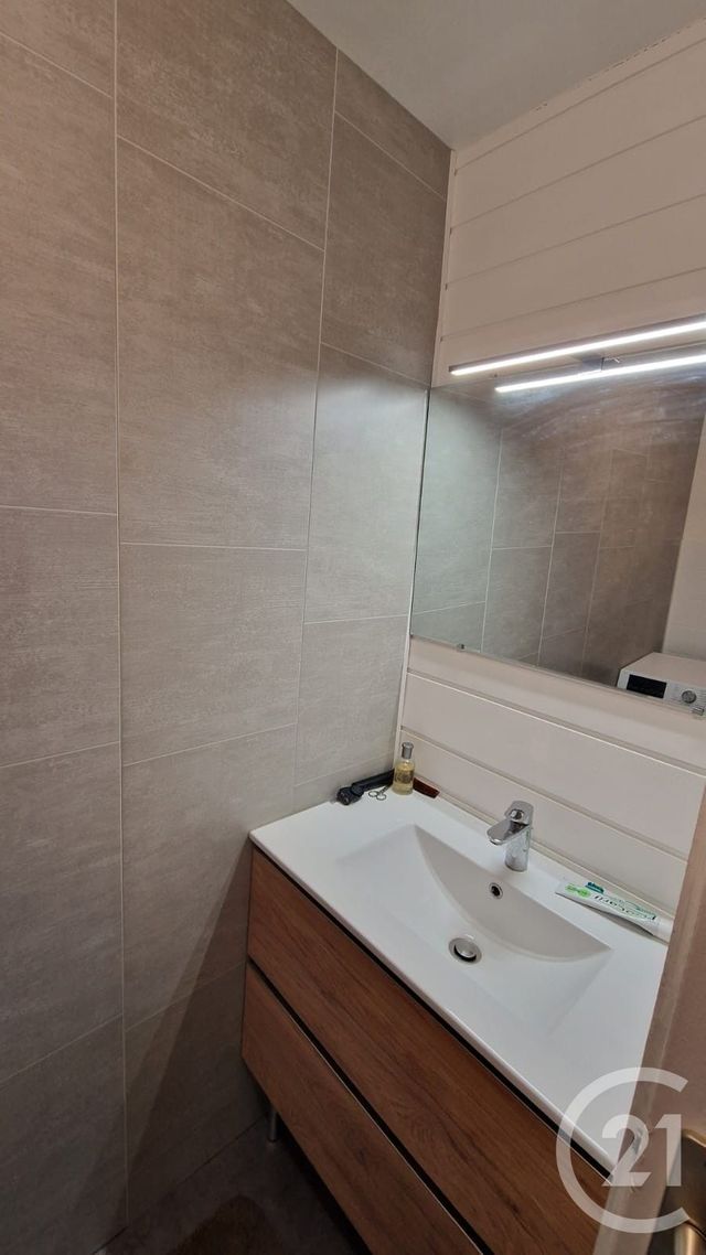 Appartement F3 &agrave; louer - 3 pi&egrave;ces - 50,04 m2 - Pontarlier - 25 - FRANCHE-COMTE