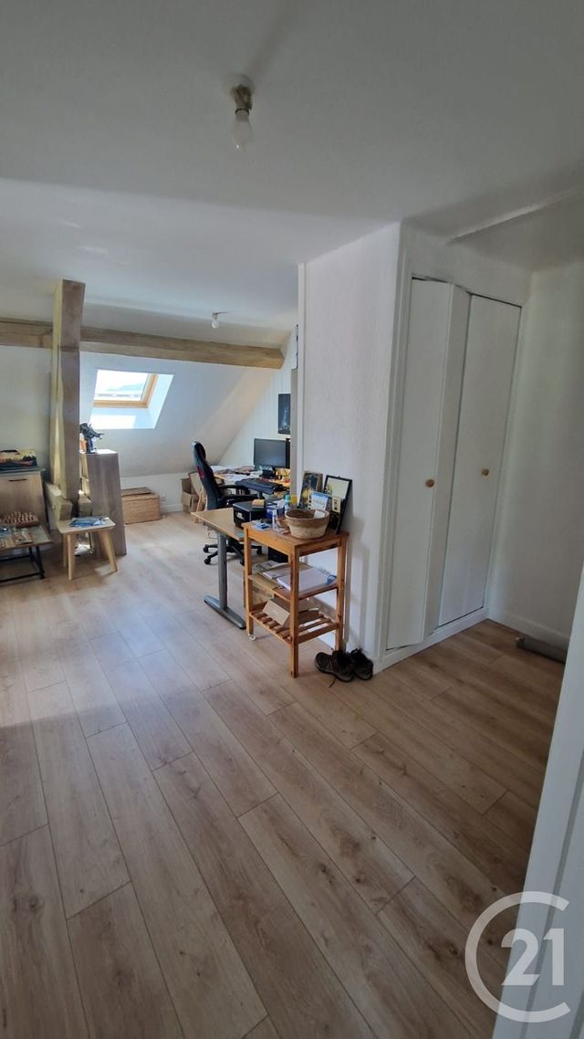 Appartement F3 &agrave; louer - 3 pi&egrave;ces - 50,04 m2 - Pontarlier - 25 - FRANCHE-COMTE
