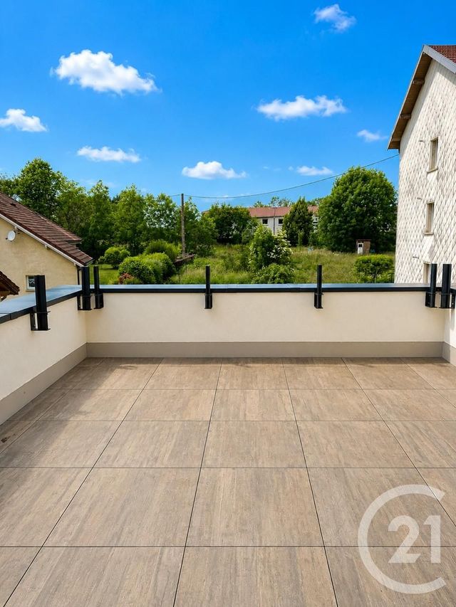 Appartement Duplex &agrave; louer - 4 pi&egrave;ces - 75,73 m2 - Pontarlier - 25 - FRANCHE-COMTE