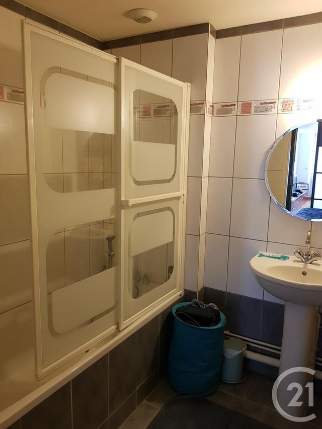 Appartement F2 &agrave; louer - 2 pi&egrave;ces - 75 m2 - Pontarlier - 25 - FRANCHE-COMTE