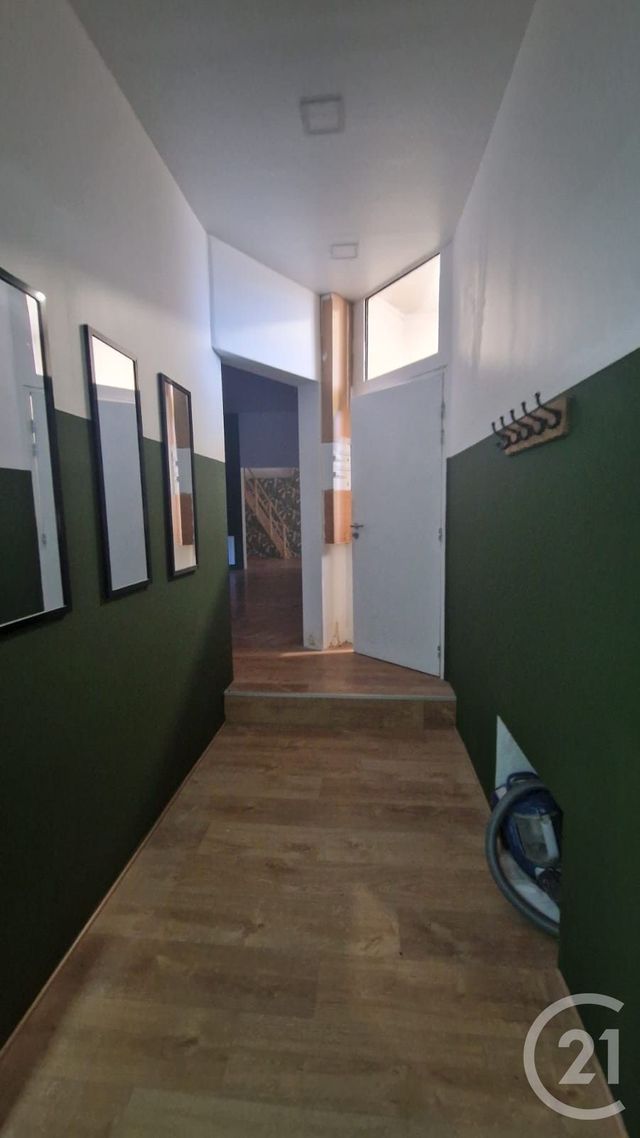 Appartement F3 bis &agrave; louer - 4 pi&egrave;ces - 123 m2 - Sombacour - 25 - FRANCHE-COMTE