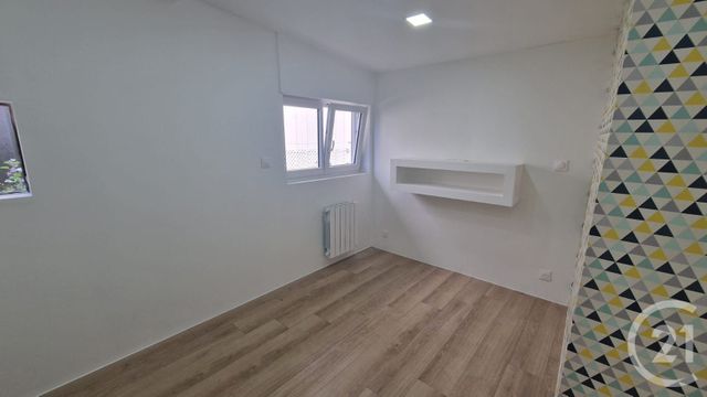 Appartement F3 bis &agrave; louer - 4 pi&egrave;ces - 123 m2 - Sombacour - 25 - FRANCHE-COMTE