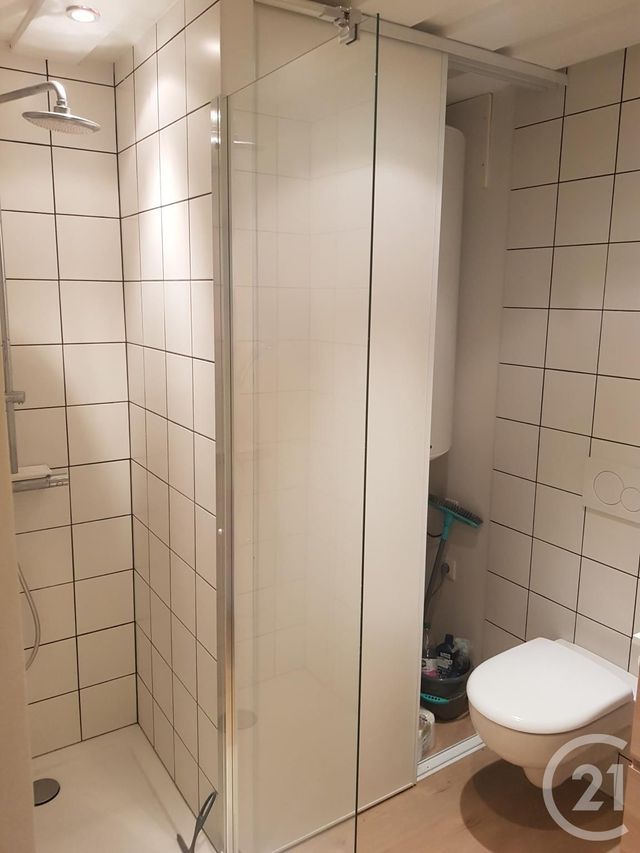 Appartement F1 &agrave; louer - 1 pi&egrave;ce - 35 m2 - Pontarlier - 25 - FRANCHE-COMTE