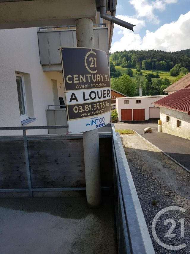 Appartement F4 &agrave; louer - 4 pi&egrave;ces - 70,33 m2 - Ville Du Pont - 25 - FRANCHE-COMTE