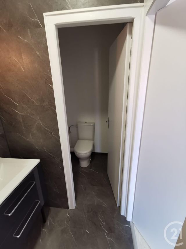 Appartement F1 &agrave; louer - 2 pi&egrave;ces - 37 m2 - Pontarlier - 25 - FRANCHE-COMTE