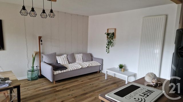 Appartement F3 &agrave; louer - 3 pi&egrave;ces - 64,23 m2 - La Cluse Et Mijoux - 25 - FRANCHE-COMTE