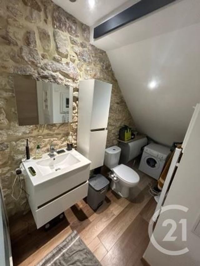 Appartement F2 &agrave; louer - 2 pi&egrave;ces - 30,73 m2 - Pontarlier - 25 - FRANCHE-COMTE
