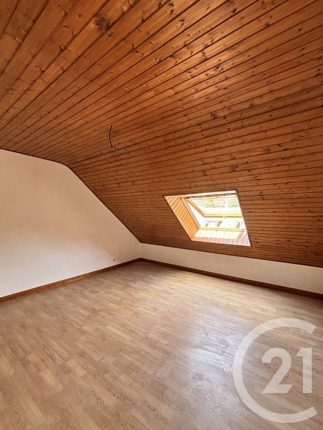 Appartement T5 &agrave; vendre - 6 pi&egrave;ces - 110,18 m2 - Verrieres De Joux - 25 - FRANCHE-COMTE