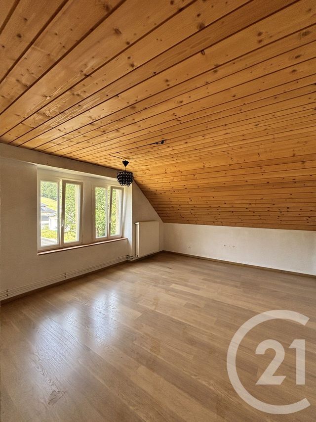 Appartement T5 &agrave; vendre - 6 pi&egrave;ces - 110,18 m2 - Verrieres De Joux - 25 - FRANCHE-COMTE