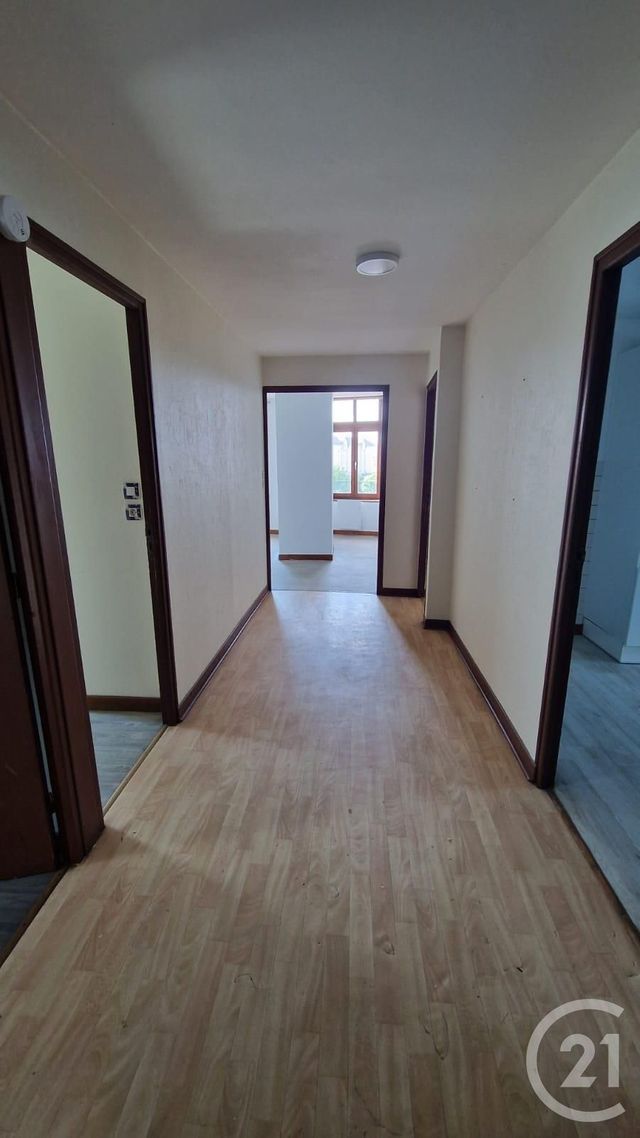 Appartement F4 &agrave; louer - 5 pi&egrave;ces - 85 m2 - Pontarlier - 25 - FRANCHE-COMTE