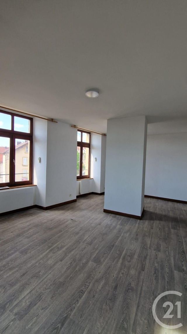 Appartement F4 &agrave; louer - 5 pi&egrave;ces - 85 m2 - Pontarlier - 25 - FRANCHE-COMTE