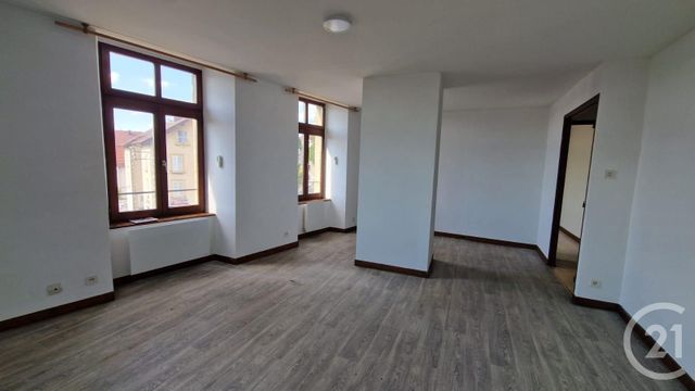 Appartement F4 &agrave; louer - 5 pi&egrave;ces - 85 m2 - Pontarlier - 25 - FRANCHE-COMTE