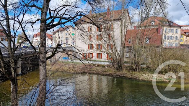 Appartement F4 &agrave; louer - 5 pi&egrave;ces - 85 m2 - Pontarlier - 25 - FRANCHE-COMTE