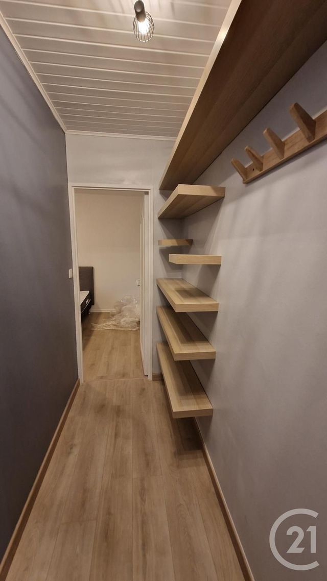 Appartement F4 &agrave; louer - 4 pi&egrave;ces - 80 m2 - Pontarlier - 25 - FRANCHE-COMTE