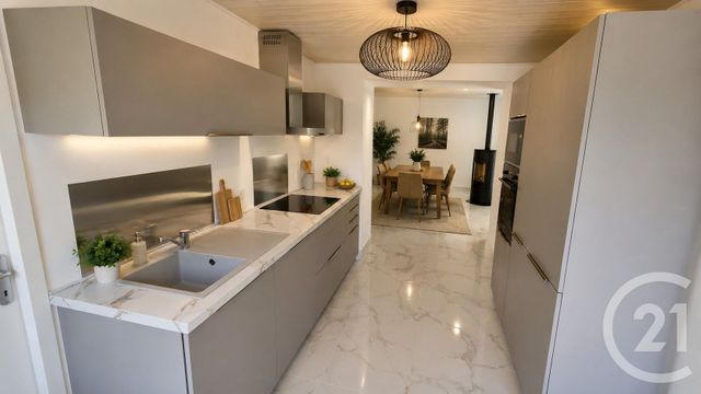 Appartement &agrave; vendre - 3 pi&egrave;ces - 63,40 m2 - Les Fourgs - 25 - FRANCHE-COMTE